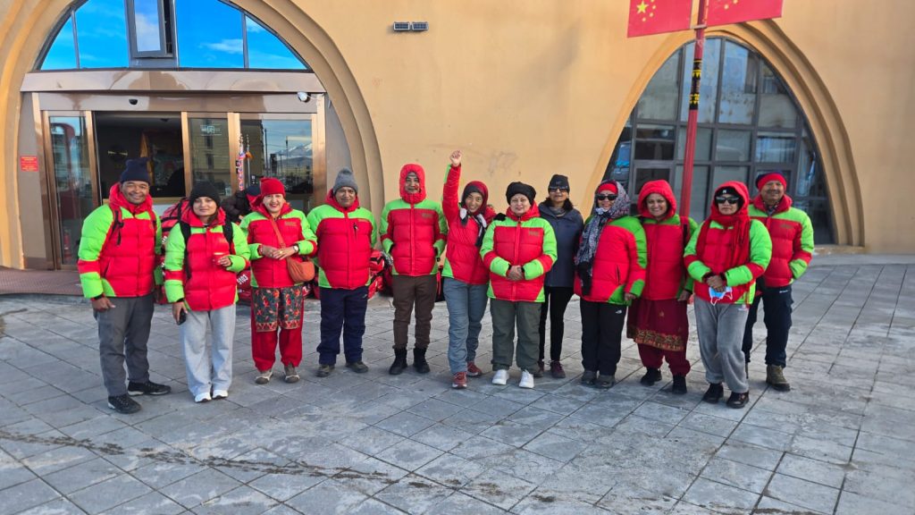 Kailash Group in Darchen